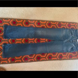 Hudson “Beth baby boot” jeans. 28